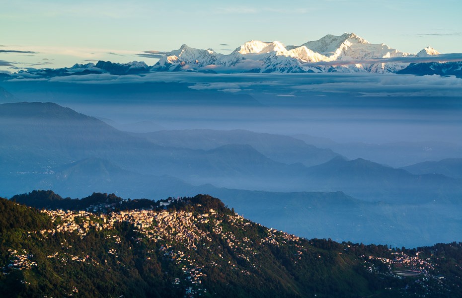 Pelling Local Sightseeing. And transfer to Darjeeling